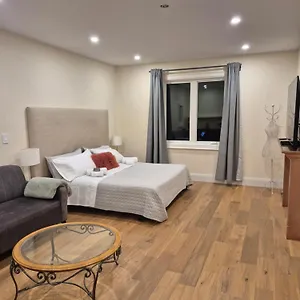 https://gabbys-place-downtown-core.hotelstorontoontario.org